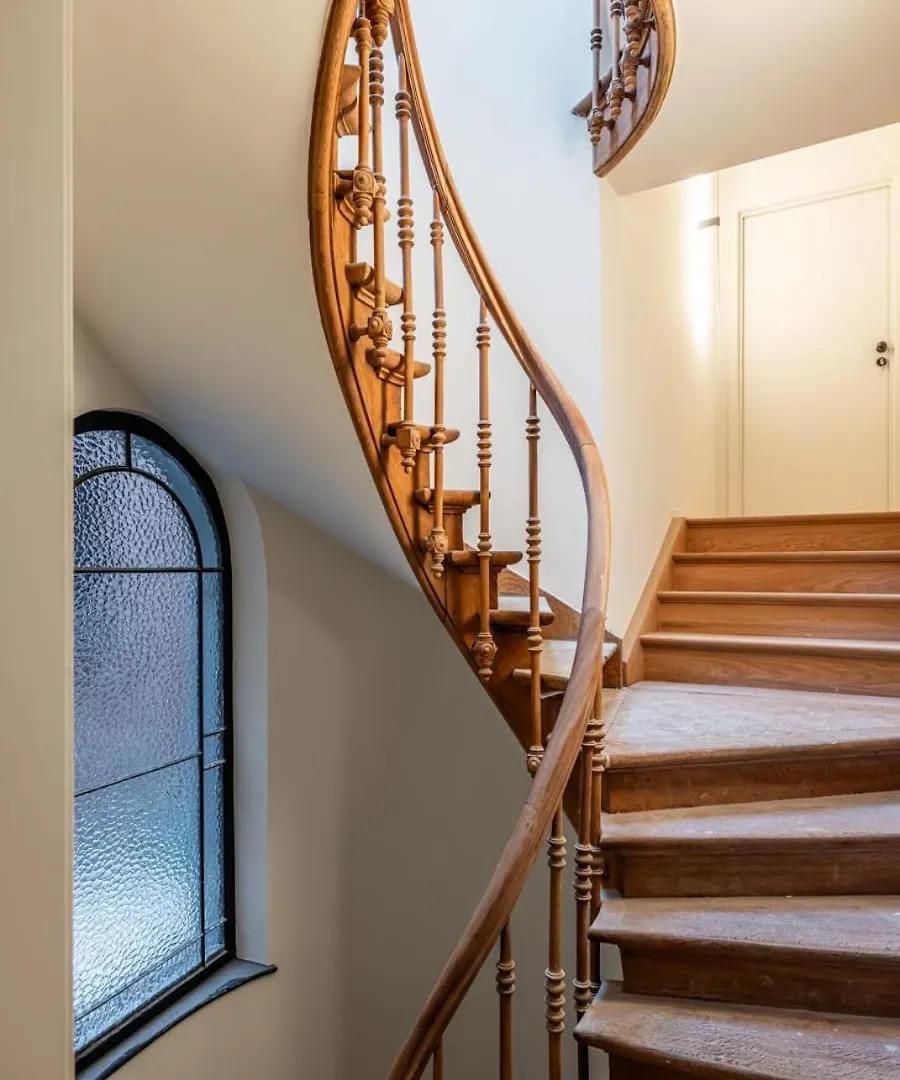 Huswell - City-View Loft With Wooden Beams And Mezzanine Gent